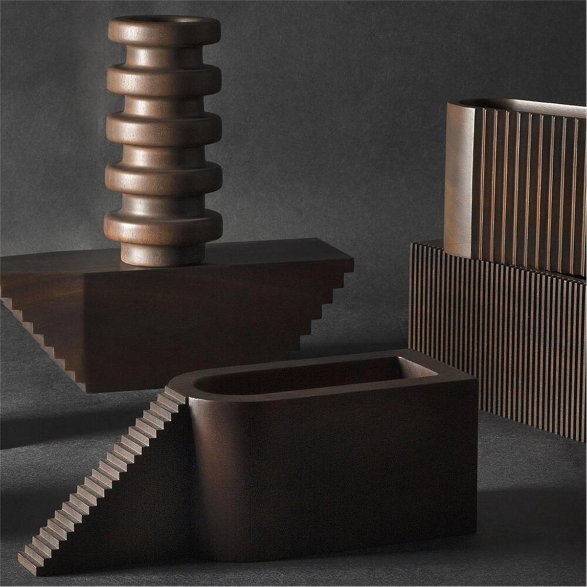 Mahogany Pisa Object – image 6