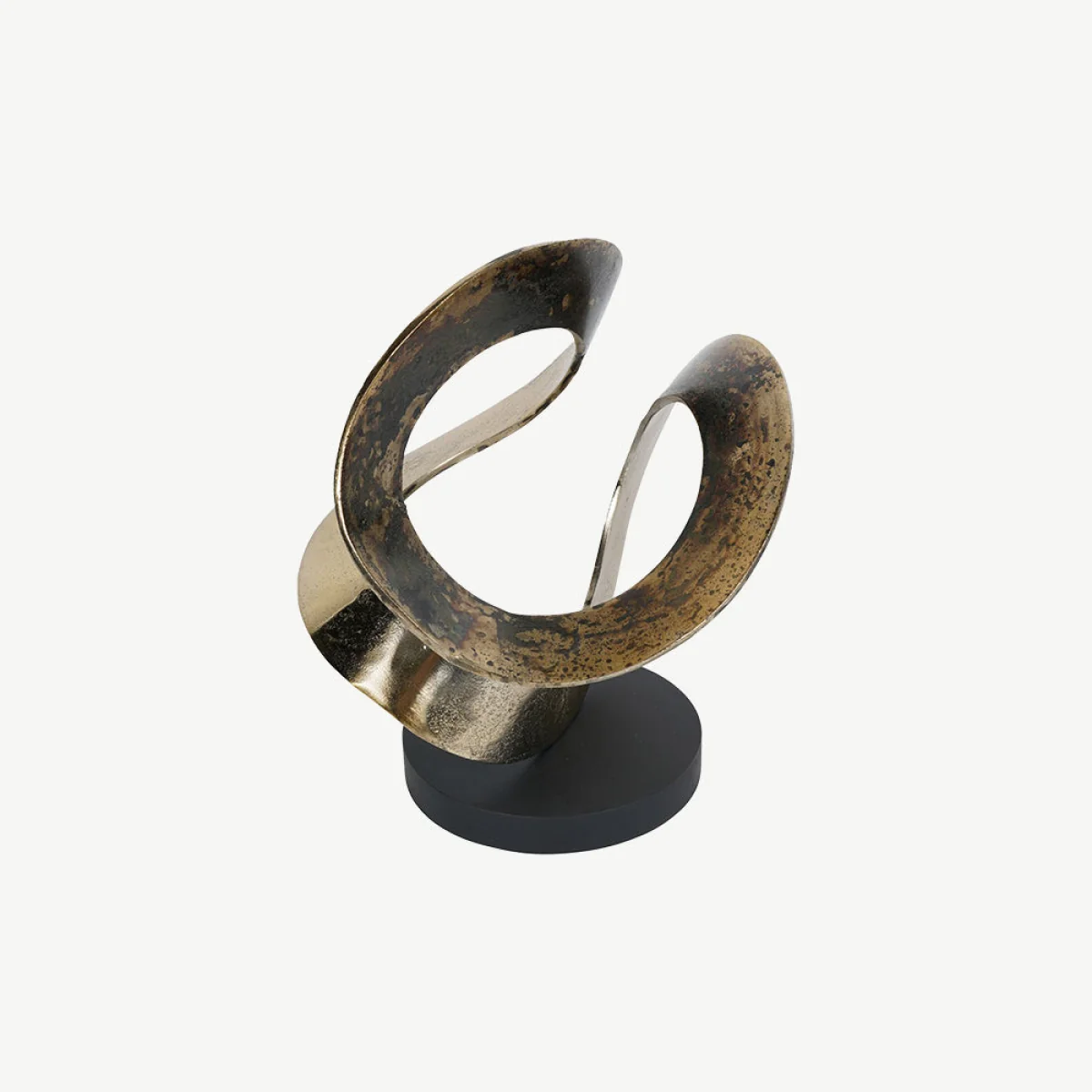 Ribbon Knot Sculpture – image 4