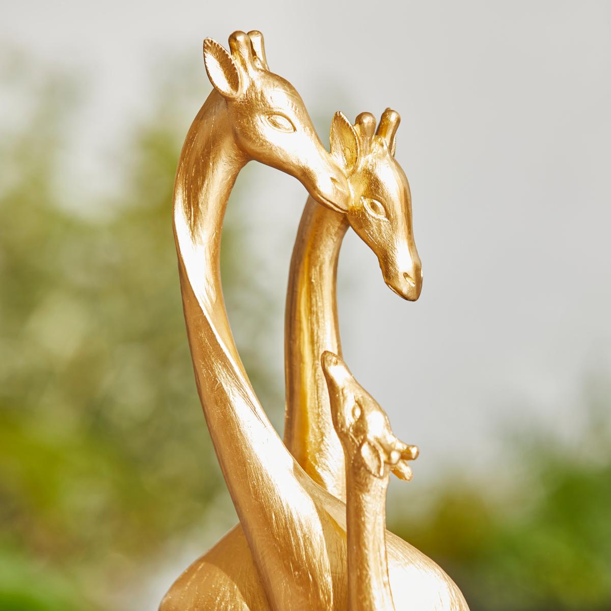 Resin Giraffe Family Ornament Gold – image 2