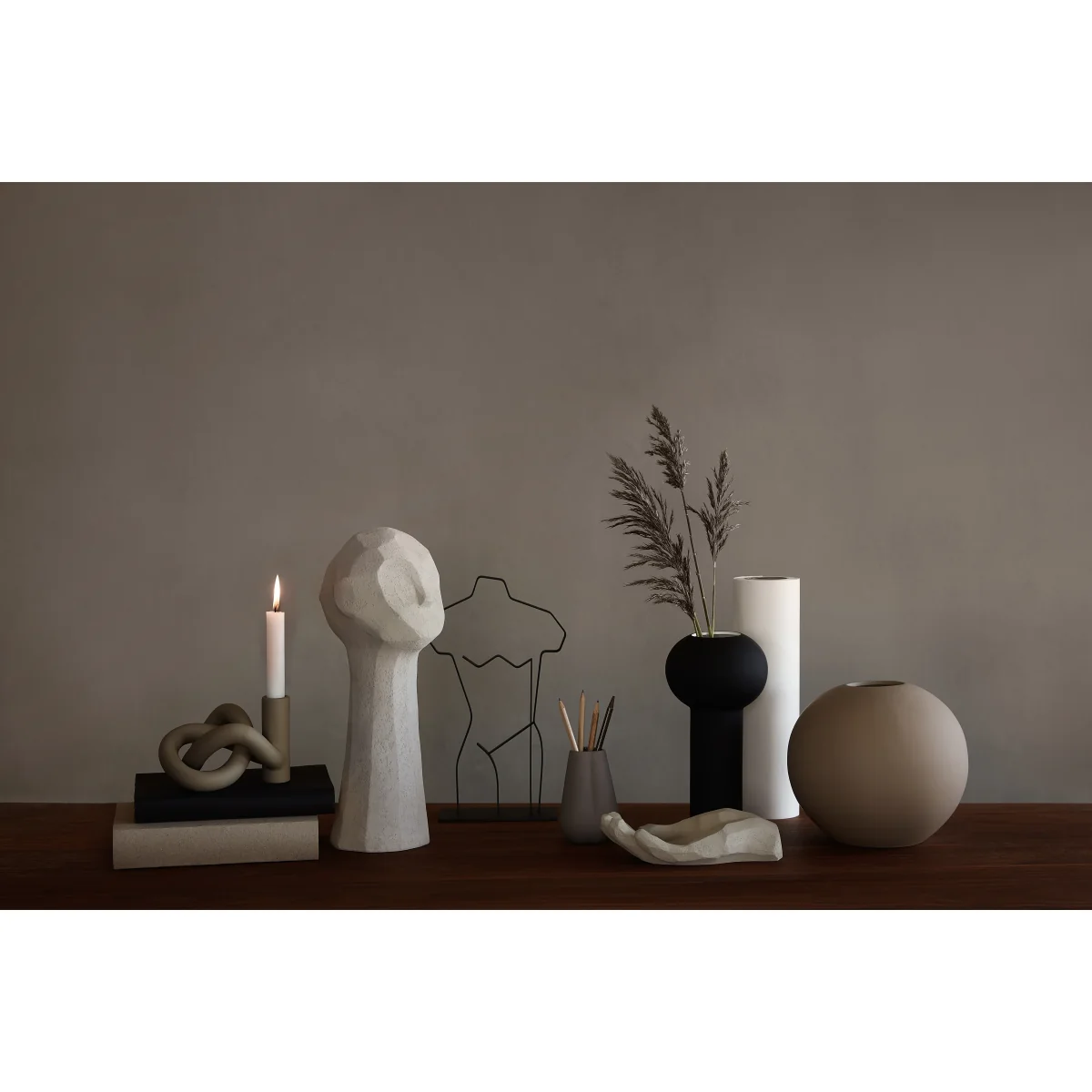 Adamo sculpture Limestone – image 2