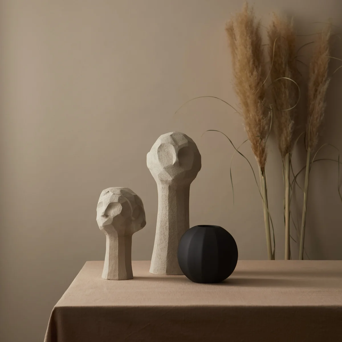 Adamo sculpture Limestone – image 4