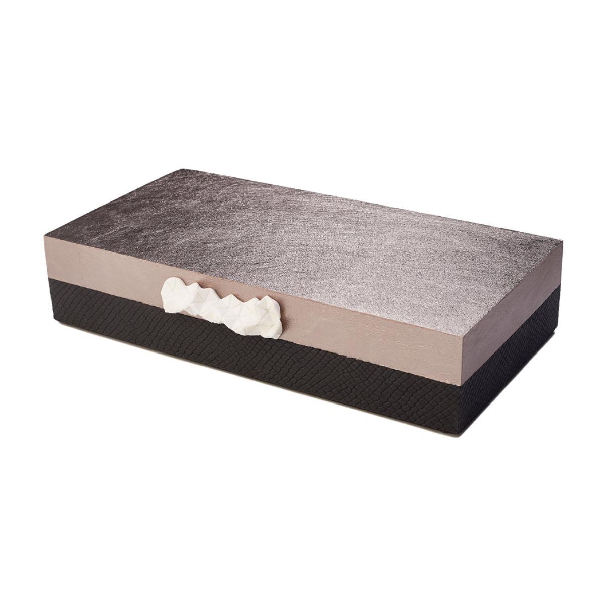 Liang & Eimil Torque Ornament – image 1