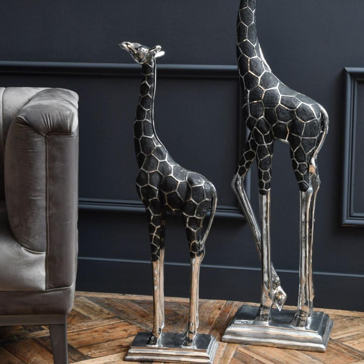 Libra Midnight Mayfair Collection - Giant Giraffe Sculpture Head Forward – image 3