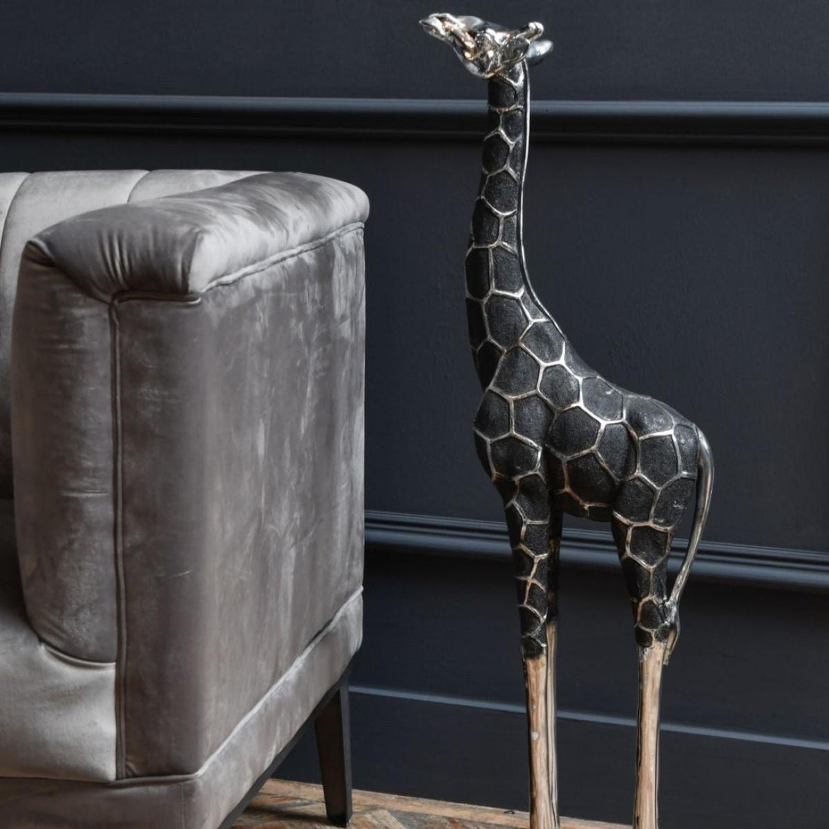 Libra Midnight Mayfair Collection - Giant Giraffe Sculpture Head Forward – image 4