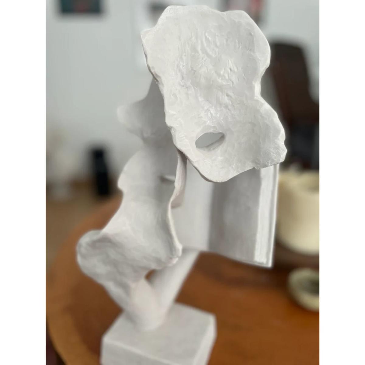 White Mask & Book Design Sculpture Artchi – image 3