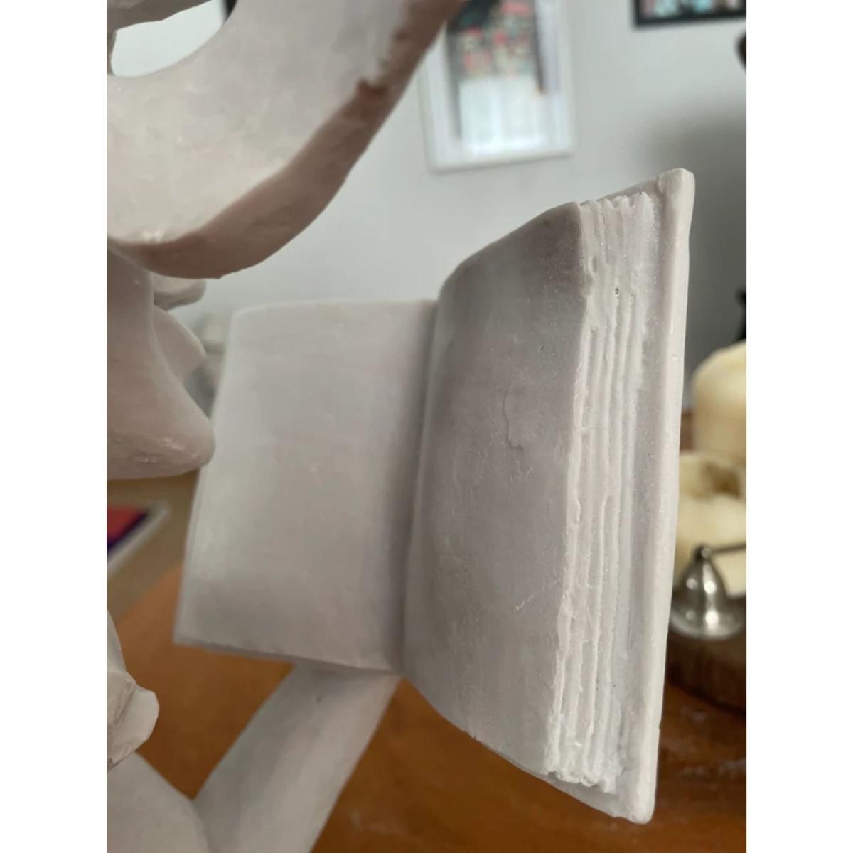 White Mask & Book Design Sculpture Artchi – image 4