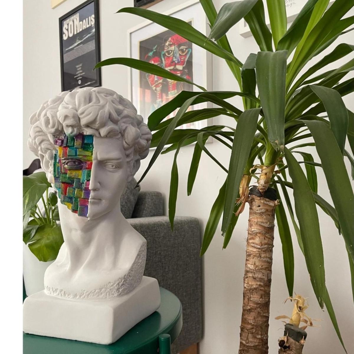 Fragmented David Version Two Sculpture -Multicolour | Artchi – image 3