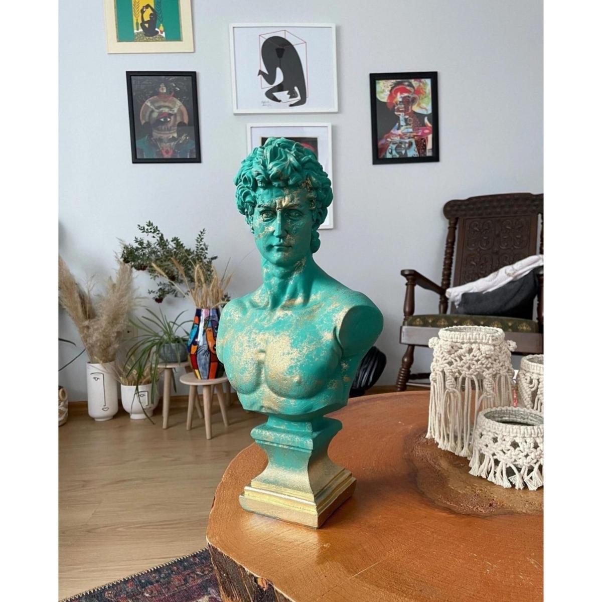 Golden Glimmer David Sculpture - Multicolour | Artchi – image 2