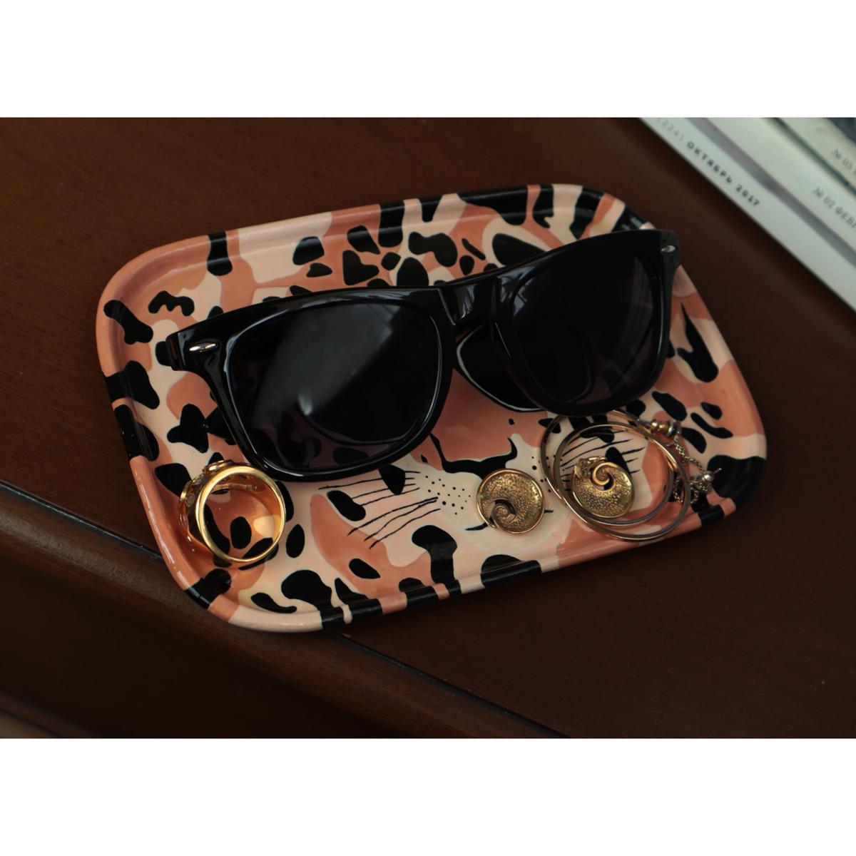 Brown Animal Modelling Clay Jewelry And Sunglasses Tray - Mocha Mousse | One Size | 2Kstyle – image 4
