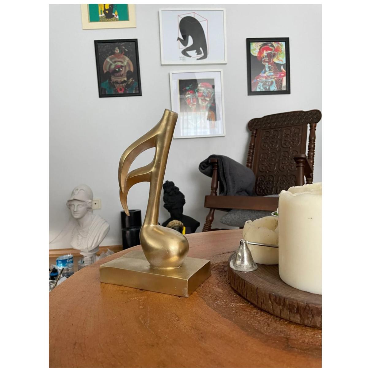 Golden Note Design Sculpture White Artchi – image 3