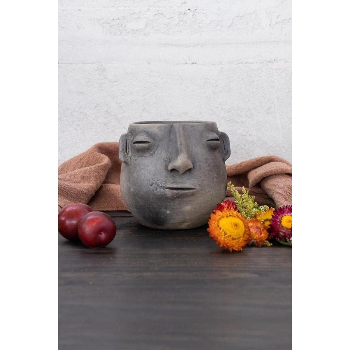 Grey Face Clay Planter | Wool+Clay – image 2