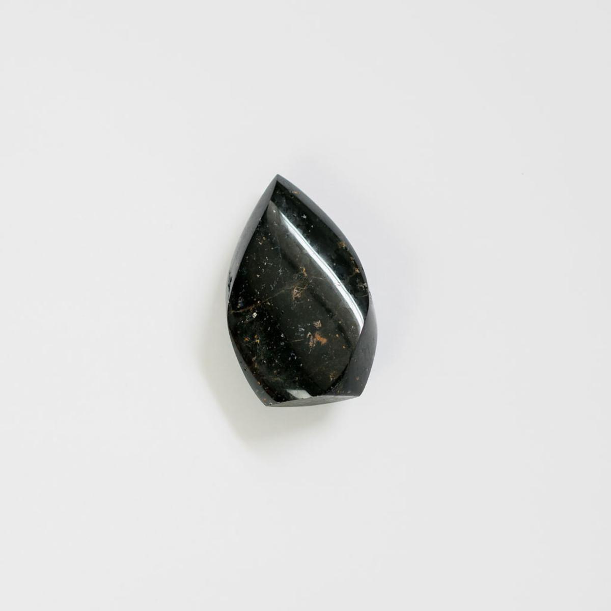 Black Tourmaline Flame 1606G | Large | Lemuria Store – image 2