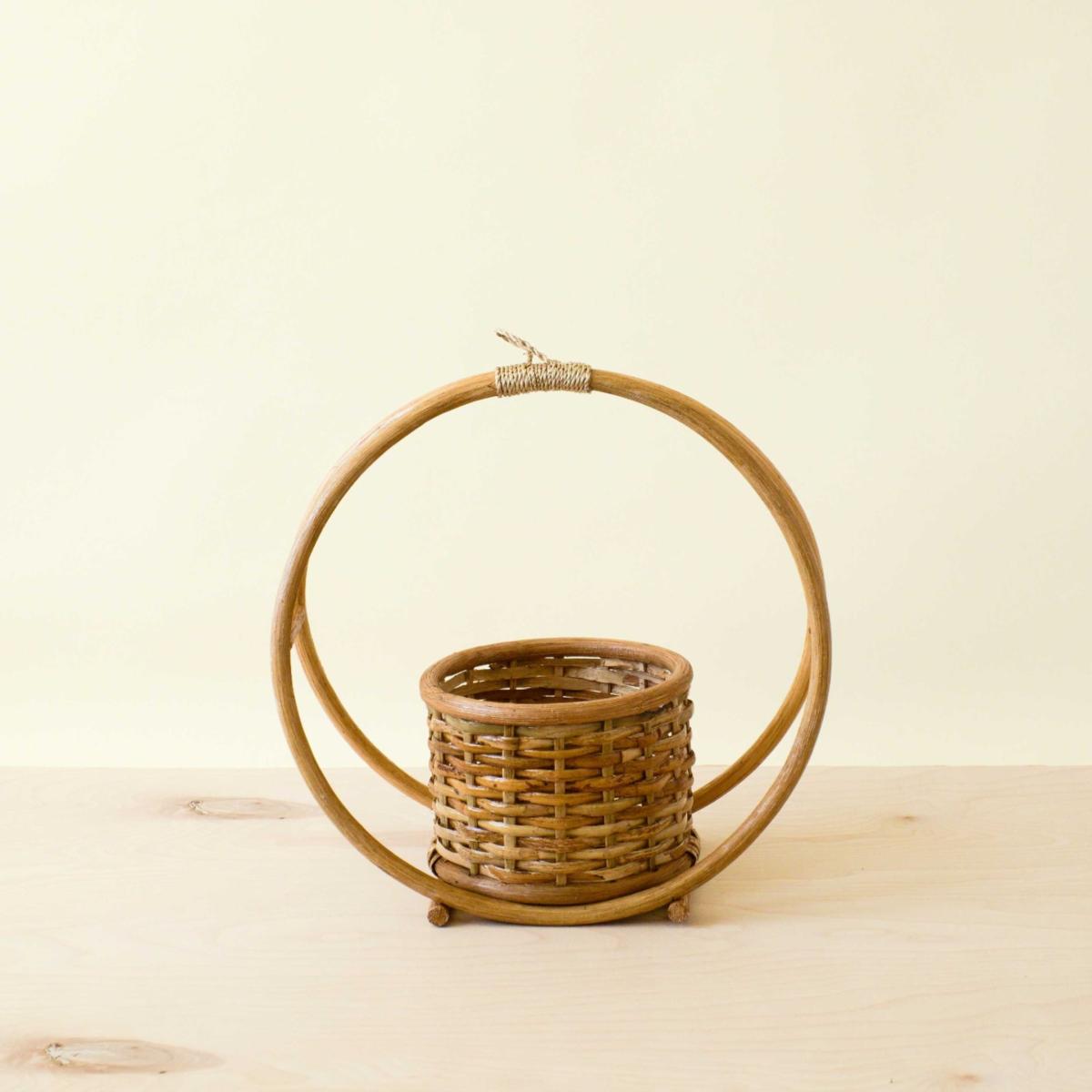 Brown Rattan Round Hanging Planter Likhâ – image 3