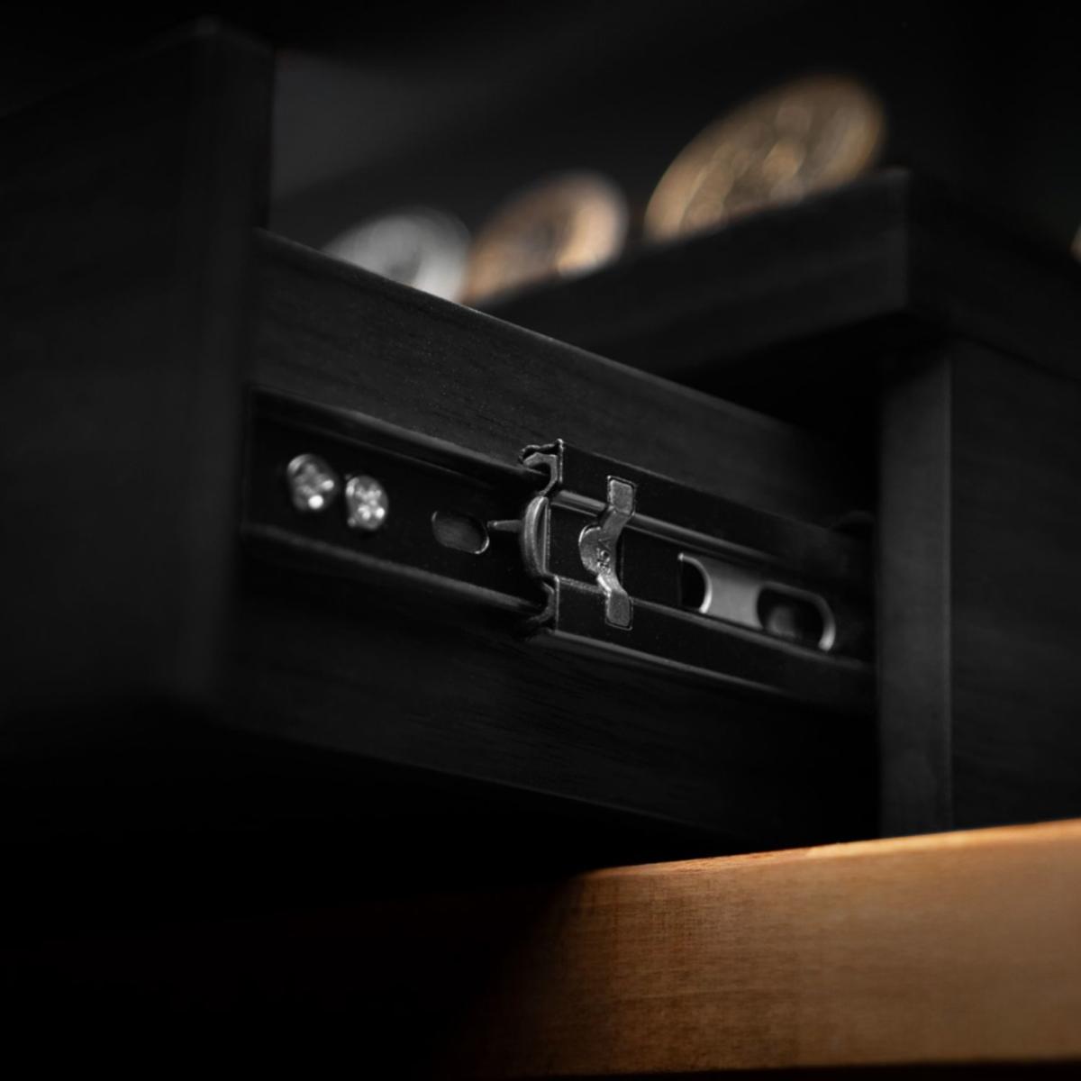 The Chest - Black | One Size | Holme & Hadfield – image 7