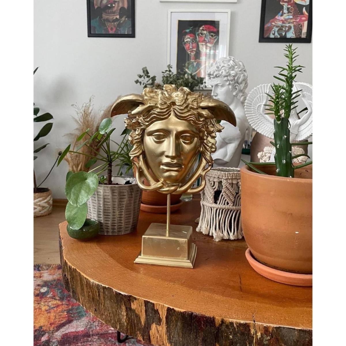 Golden Gaze | Artchi – image 2