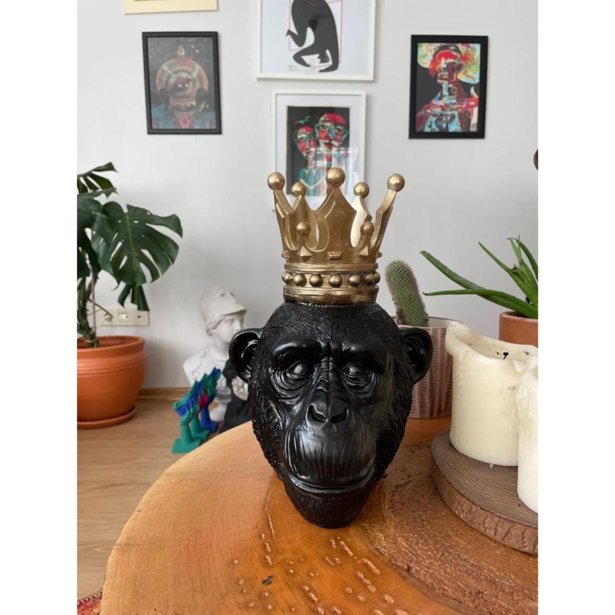 Black / Gold King Gorilla Design Sculpture Artchi – image 5
