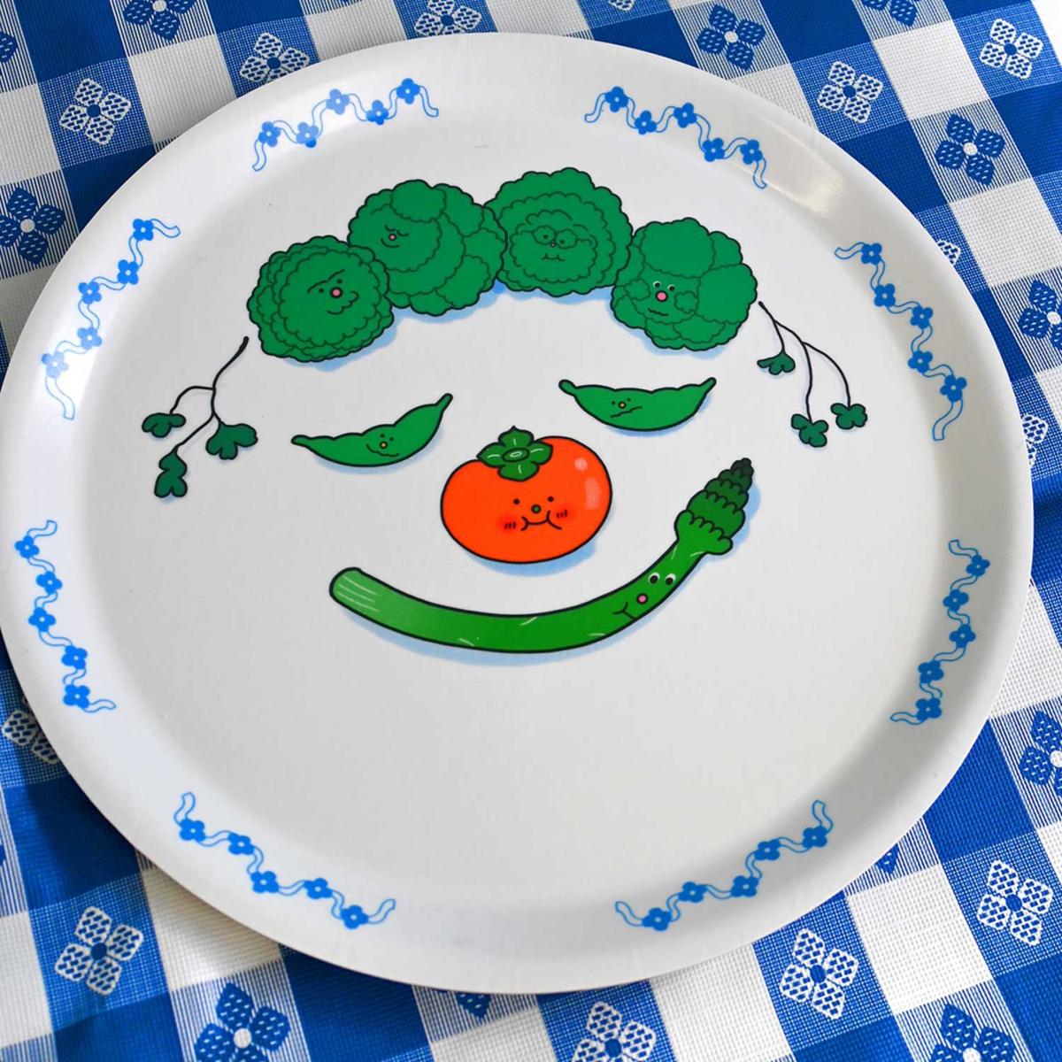 Green / White Food Face Asparagus Catch-All Tray | Natali Koromoto – image 5