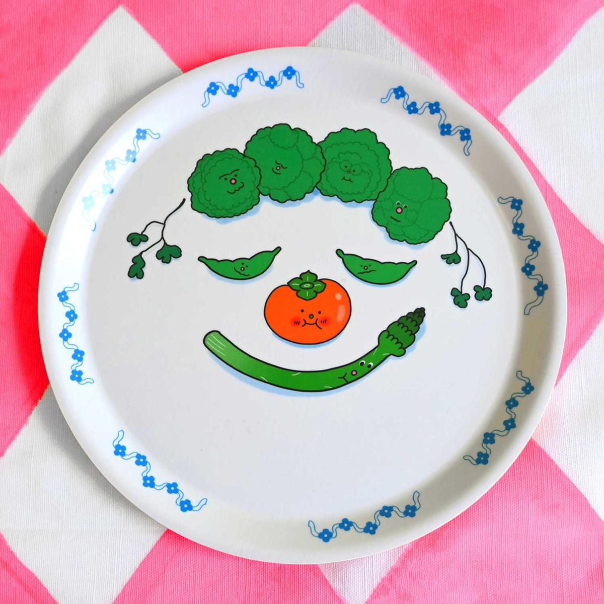 Green / White Food Face Asparagus Catch-All Tray | Natali Koromoto – image 9