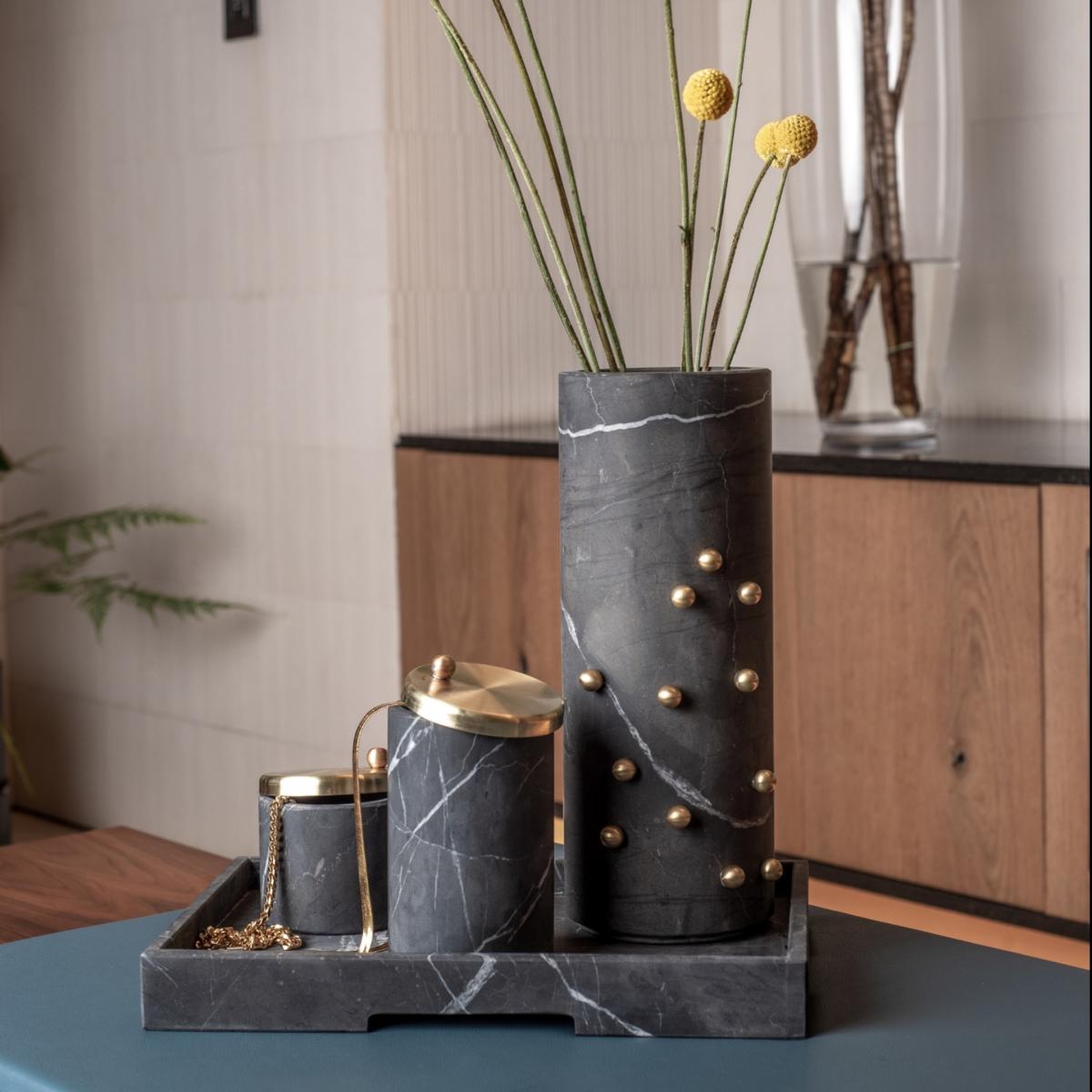 Confetti Marble & Brass Set - Black . Bruci Editora De Diseño – image 3