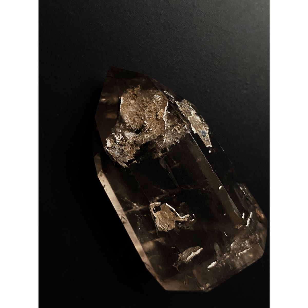 Neutrals Inner Child Rutilated Quartz | One Size | Lemuria Store – image 3