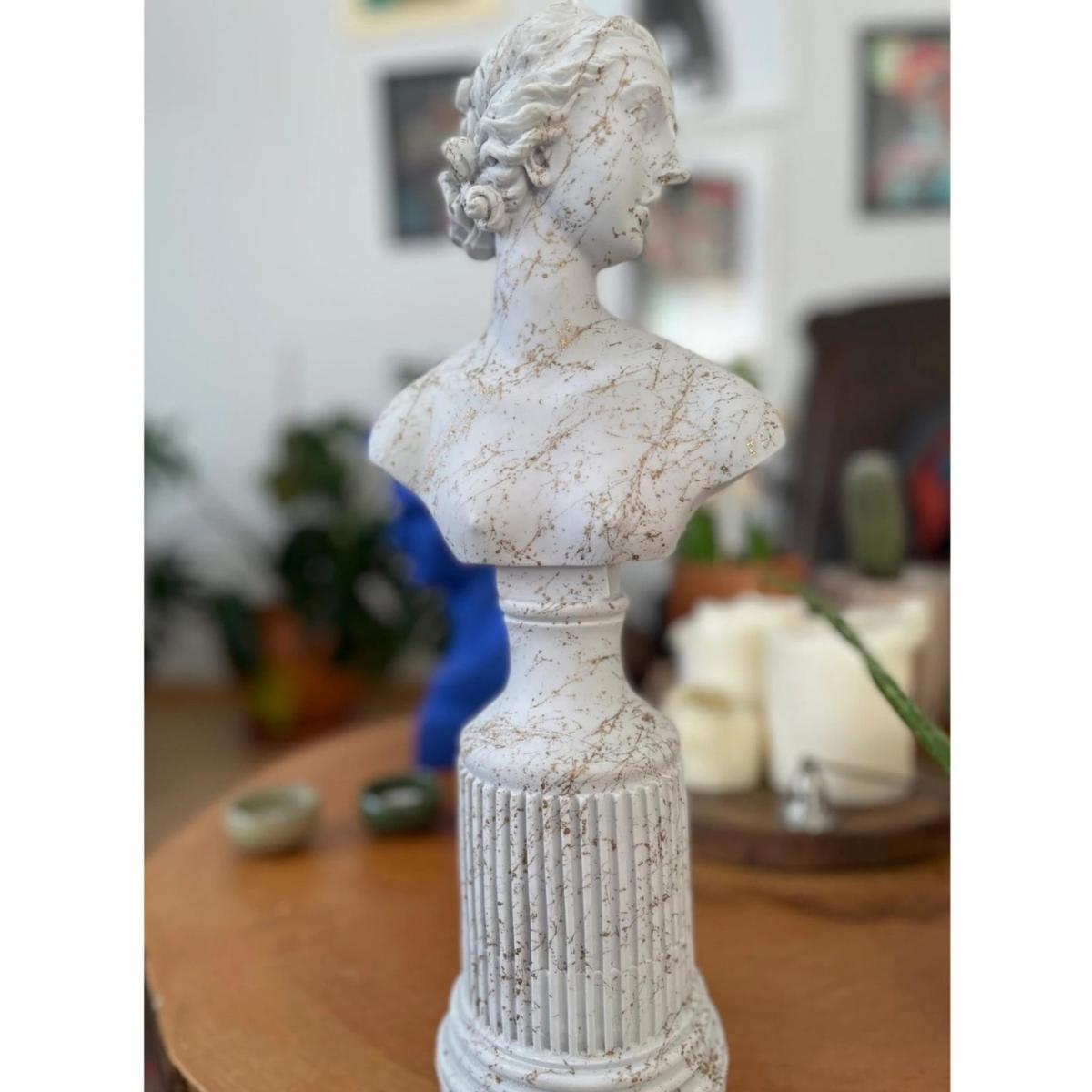 Golden Veins Artemis Sculpture Multicolour | Artchi – image 6