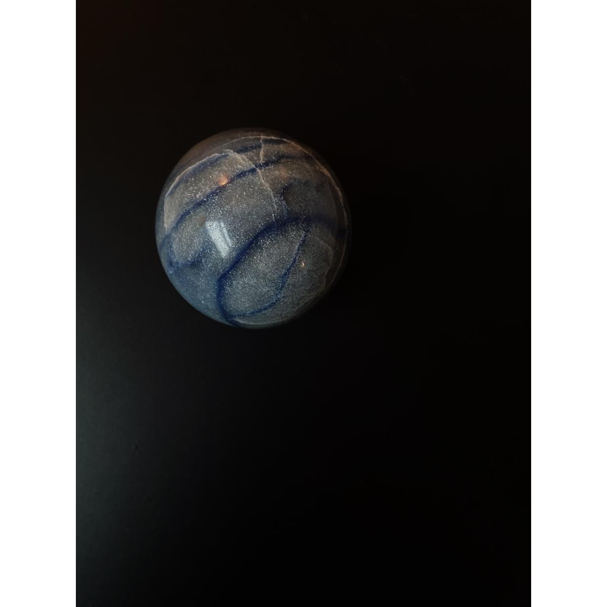 Blue Sodalite Sphere | One Size | Lemuria Store – image 2