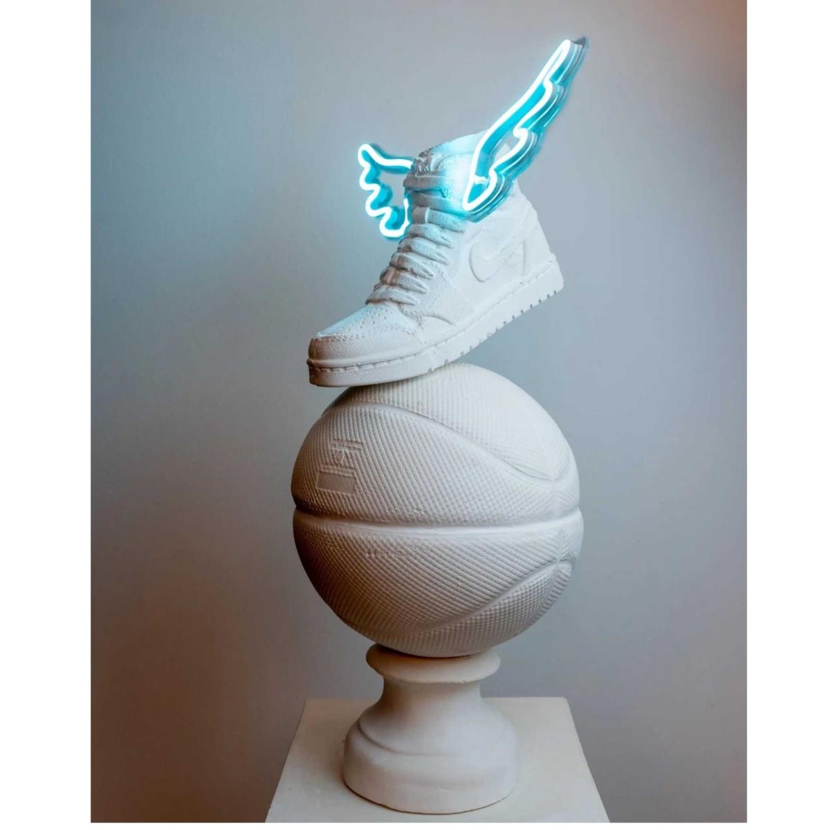 White / Blue Flying Nike | Artchi – image 4