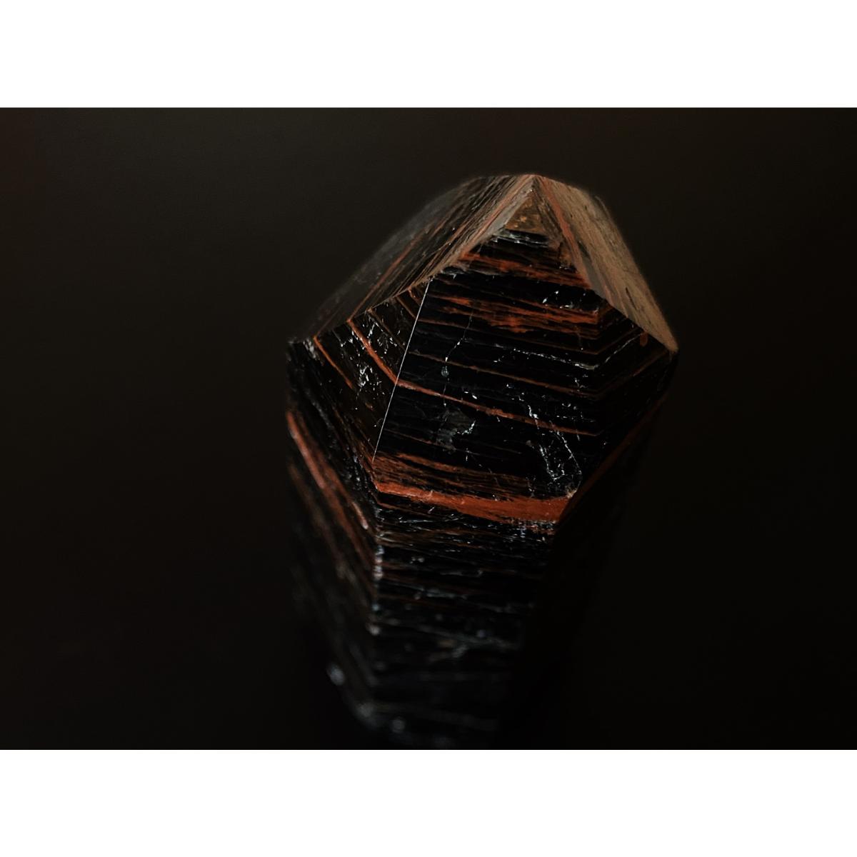 Black Tourmaline Point & Red Hematite One Size Lemuria Store – image 4