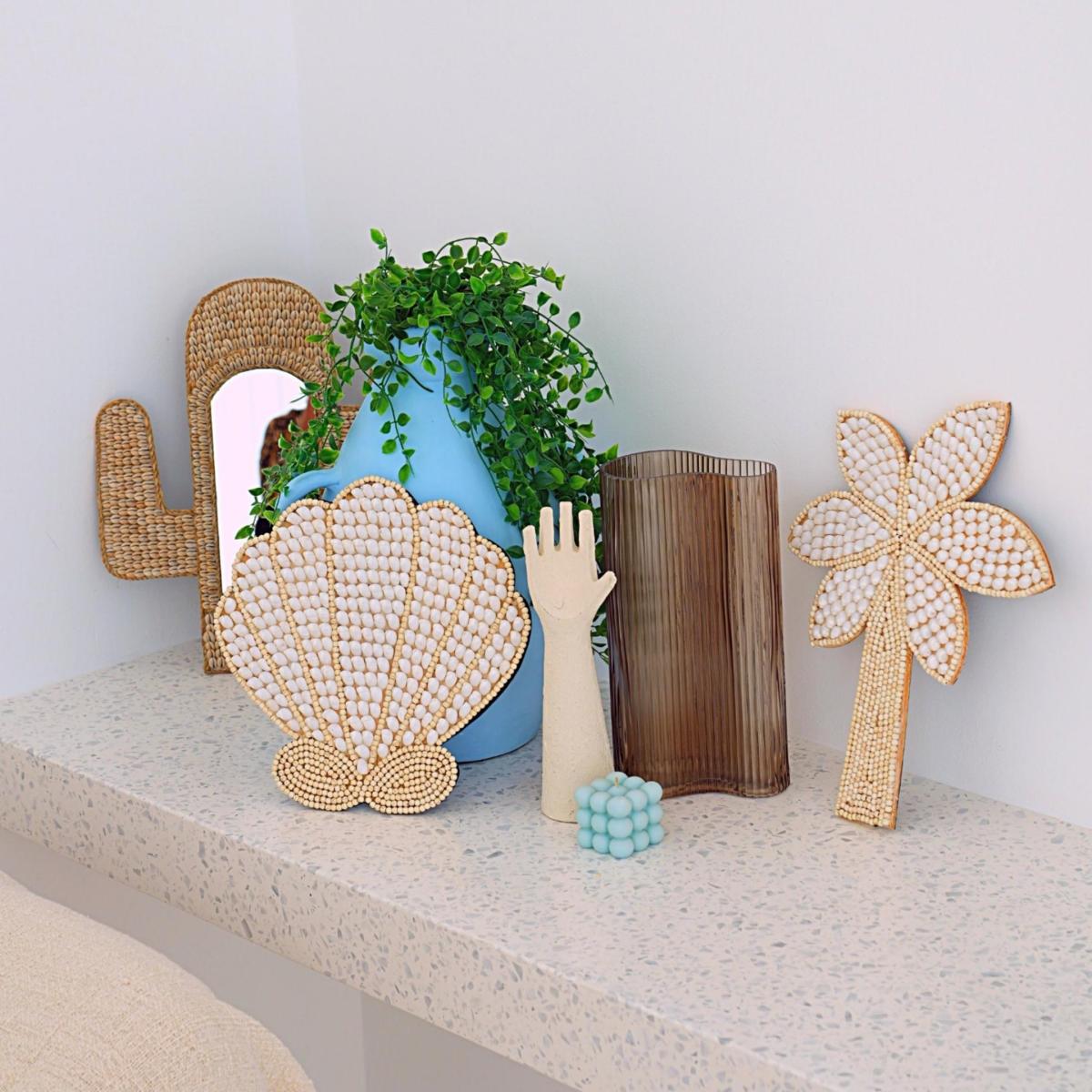 Neutrals / White Large Sea Shells Wall Hanging Decor - Clam Shell | One Size | Pink Haley – image 3