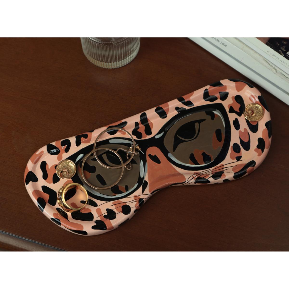Brown Tiger Modelling Clay Jewelry And Sunglasses Tray - Mocha Mousse | One Size | 2Kstyle – image 2