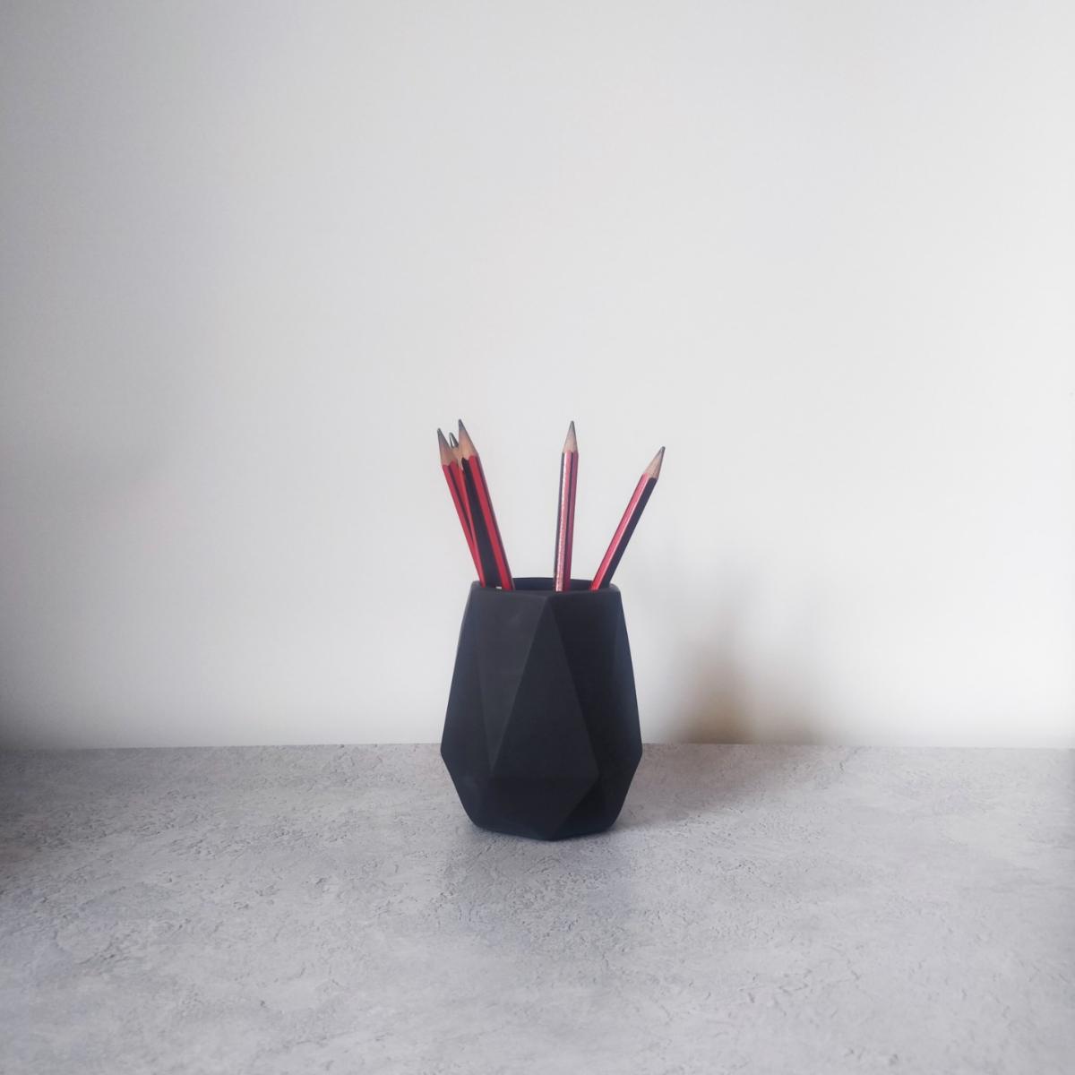 Two Geometric Pen Holders - Onyx Black One Size Ruby Melo – image 2