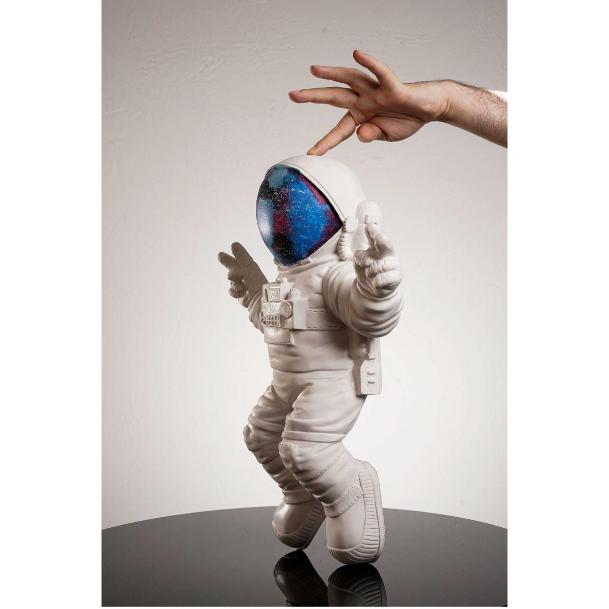 White Peace Out Astronaut One Size Artchi – image 5