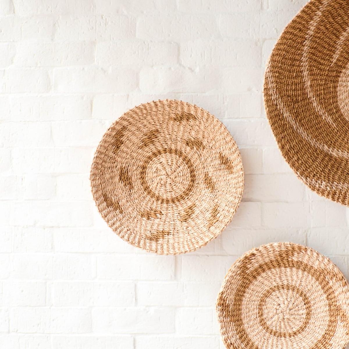 Brown / Neutrals Medium Natural & Brown Wall Baskets Likhâ – image 2