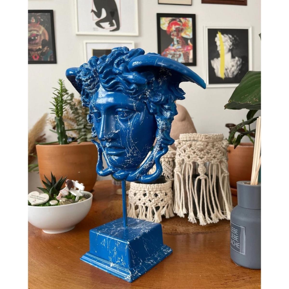 Medusa's Blue Gaze Sculpture - Multicolour | Artchi – image 5