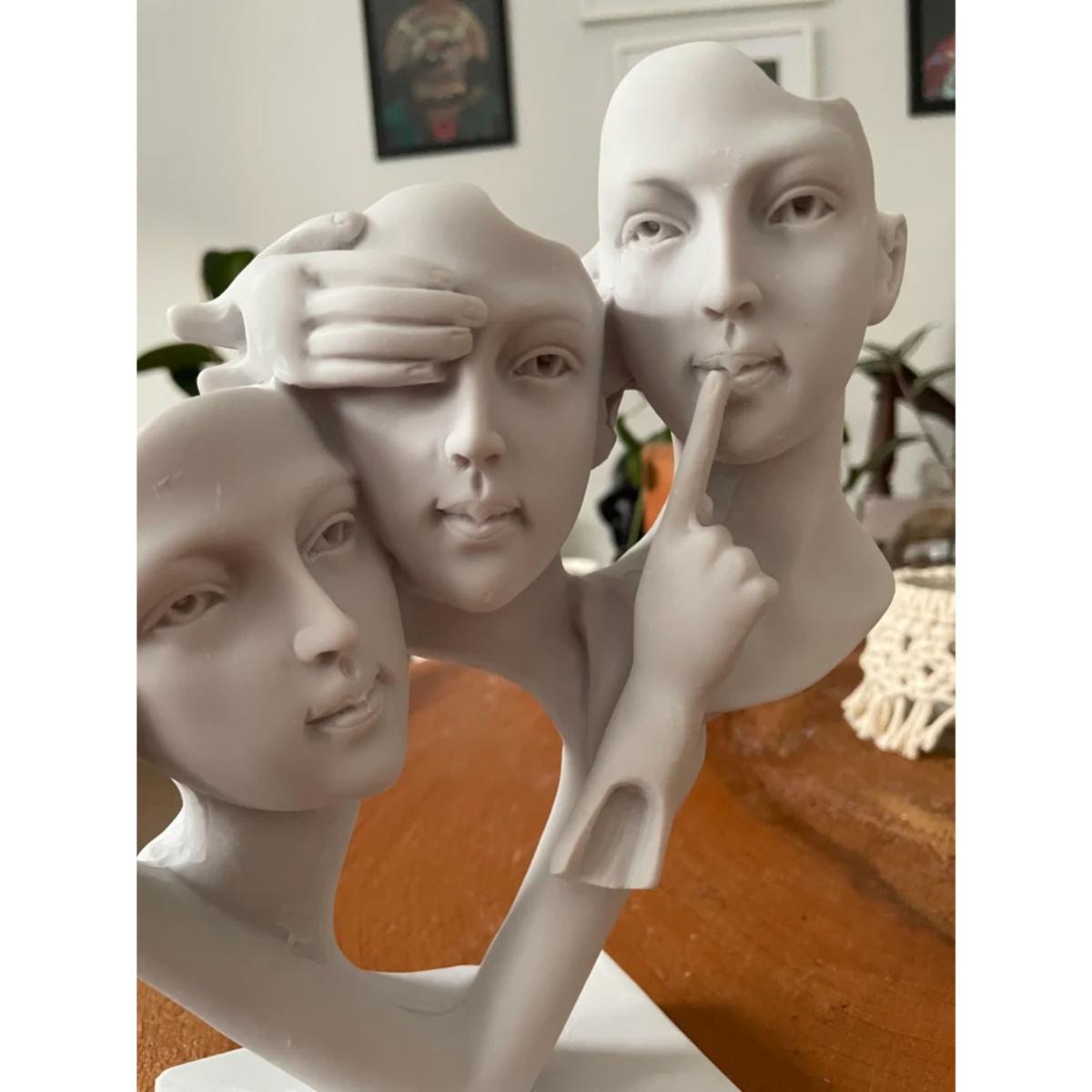 White Three Sisters Design Sculpture Artchi – image 2
