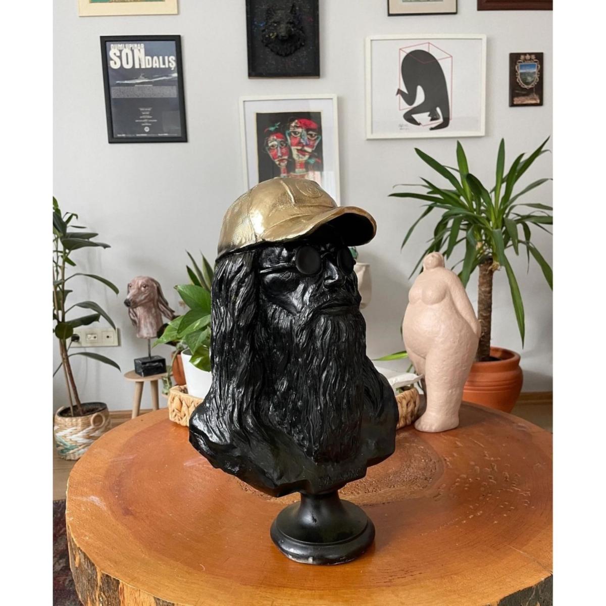 Visionary Da Vinci Sculpture - Multicolour | Artchi – image 3
