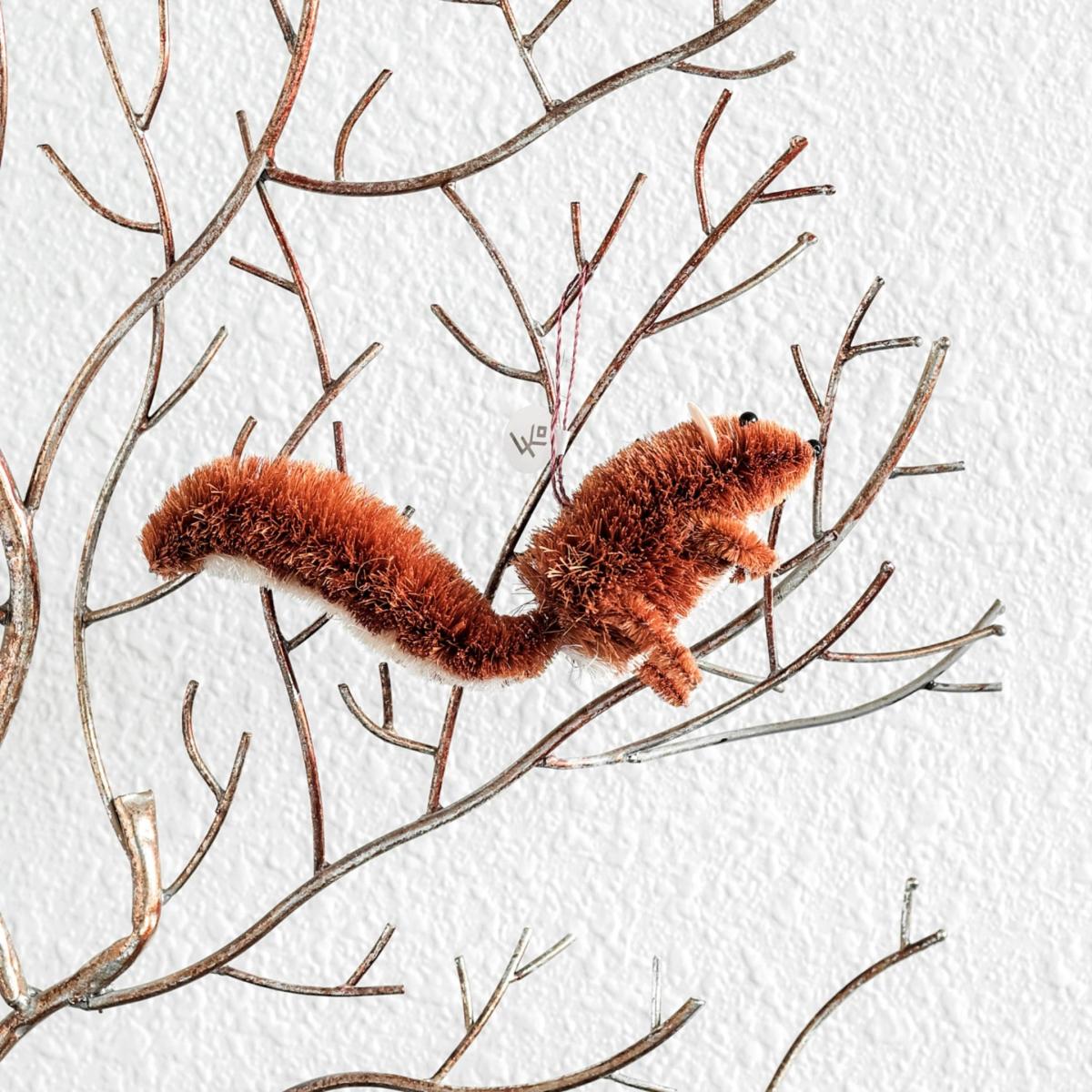 Set Of Three Squirrel Ornament, Mahogany - Brown Likhâ – image 2