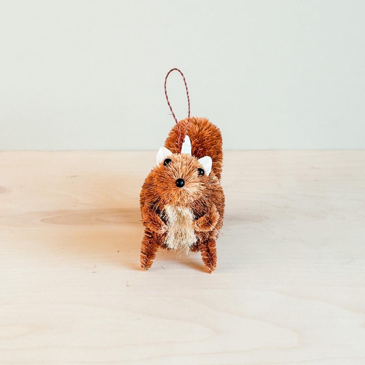 Set Of Three Squirrel Ornament, Mahogany - Brown Likhâ – image 3