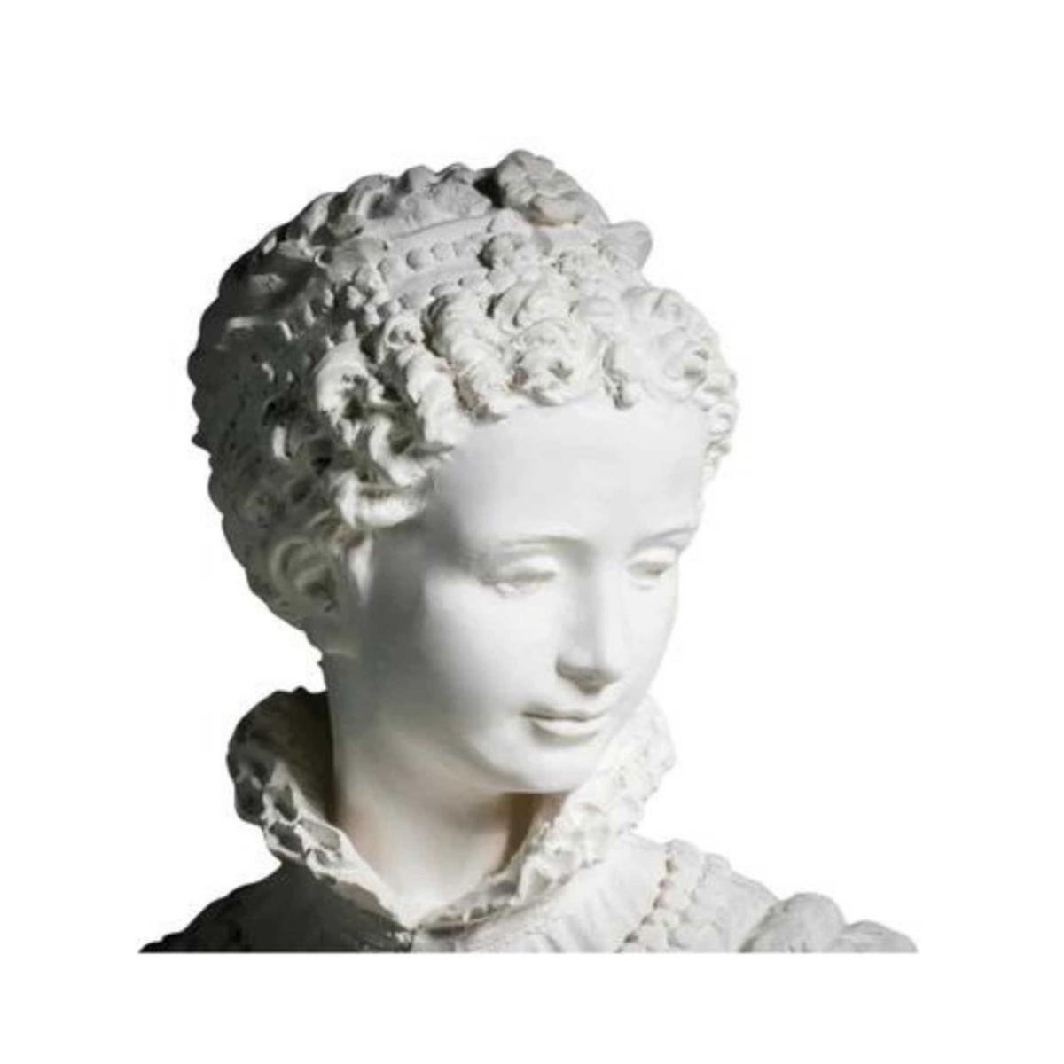 White Royal Beauty Bust | Artchi – image 3