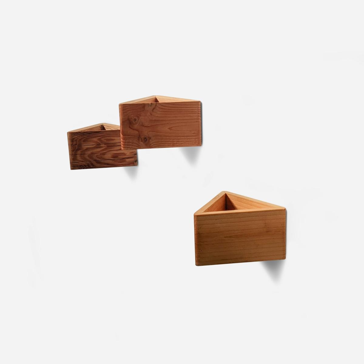 Neutrals / Black Triangle Self-Watering, Wall-Mounted Planter Formr – image 4