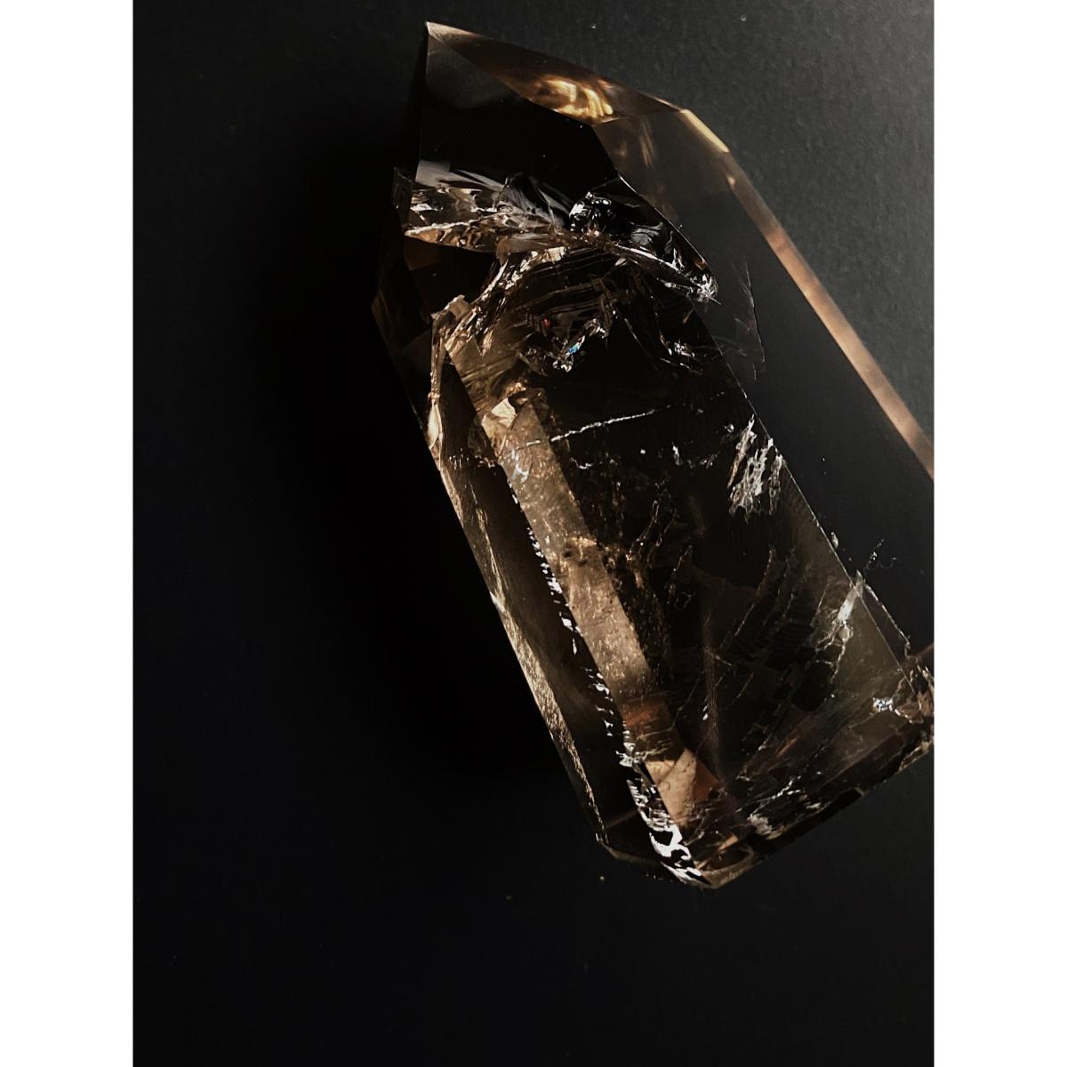 Neutrals Smoky Quartz Point Small | Small | Lemuria Store – image 2