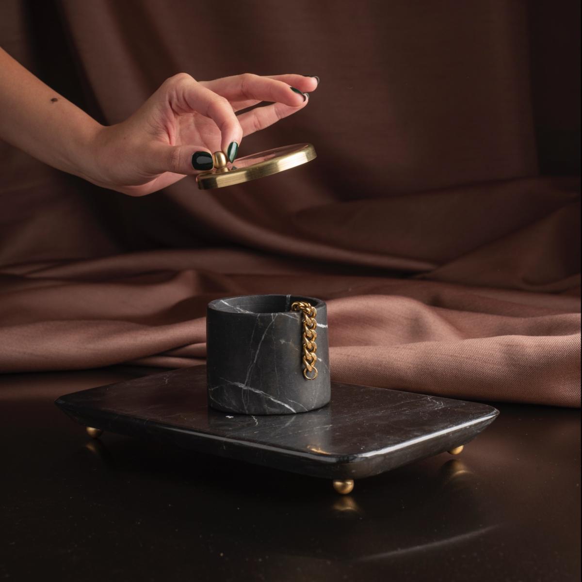 Tumblr Black Marble & Brass Small Container . Bruci Editora De Diseño – image 2