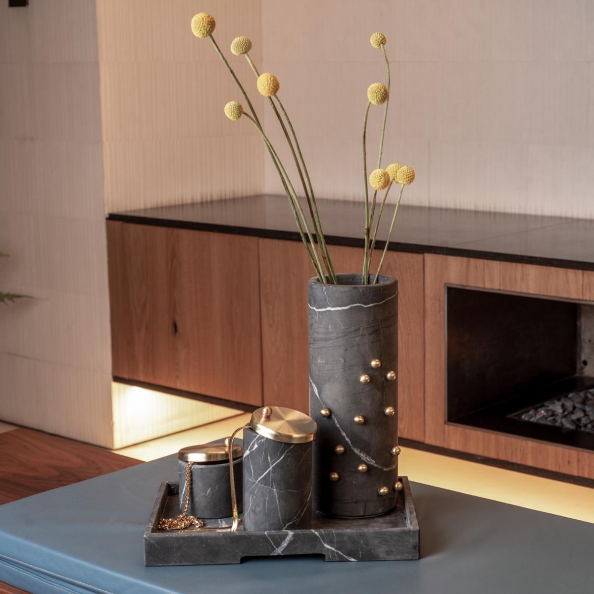 Tumblr Black Marble & Brass Small Container . Bruci Editora De Diseño – image 4