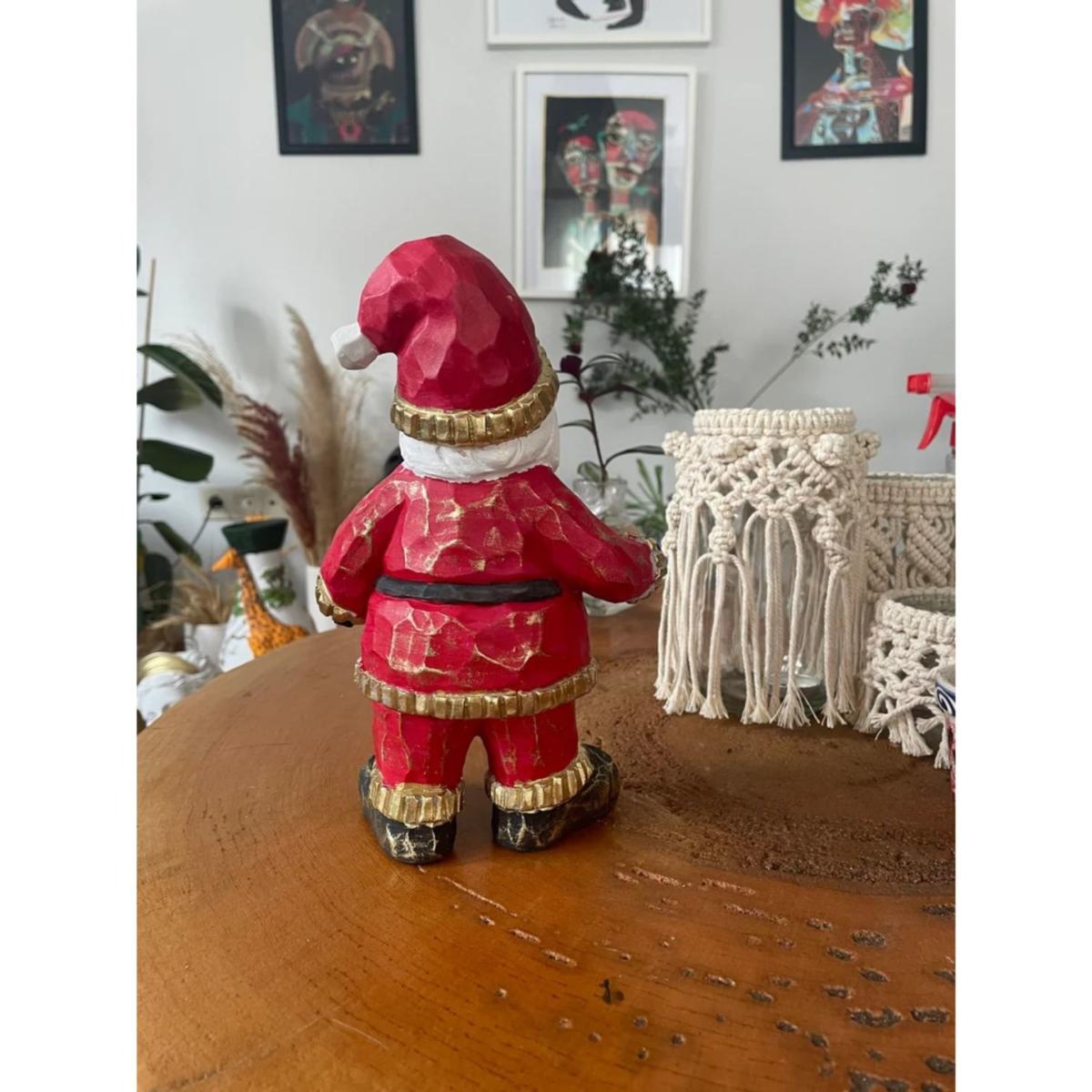 Red Santa Sculpture Artchi – image 4