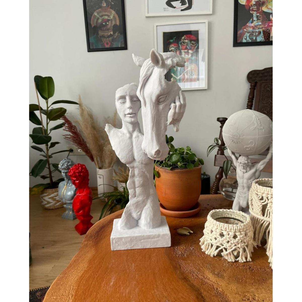 Eternal Bond Sculpture - Colour White | Artchi – image 2