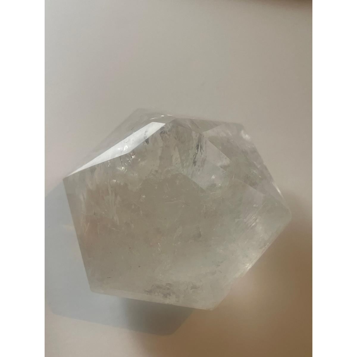 Neutrals Clear Quartz Pyramid Star | One Size | Lemuria Store – image 4