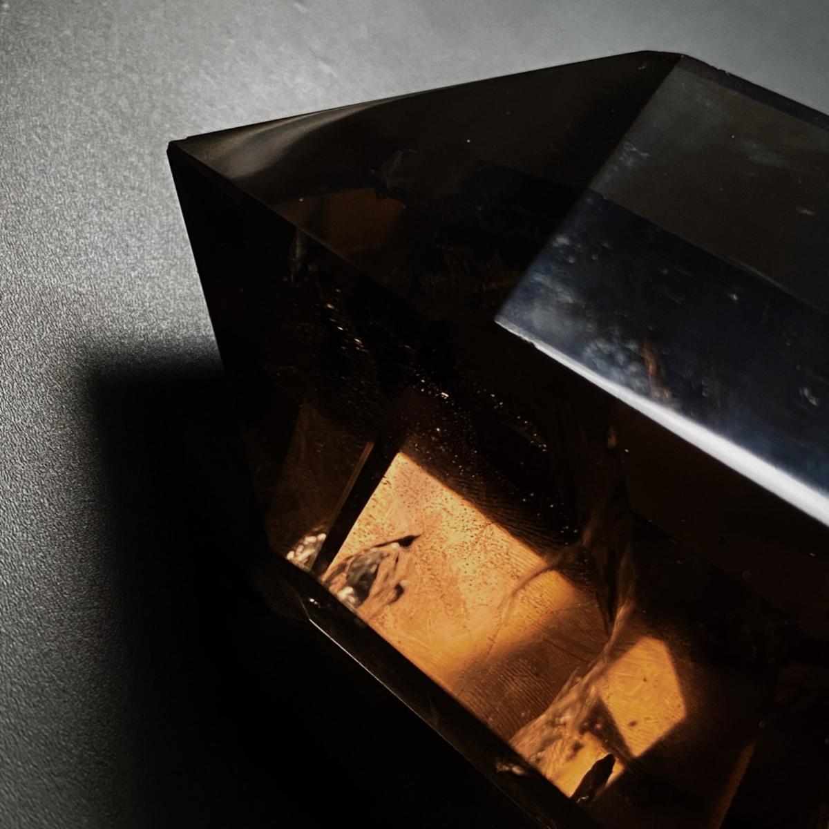 Neutrals Smoky Quartz Point Large | Large | Lemuria Store – image 2