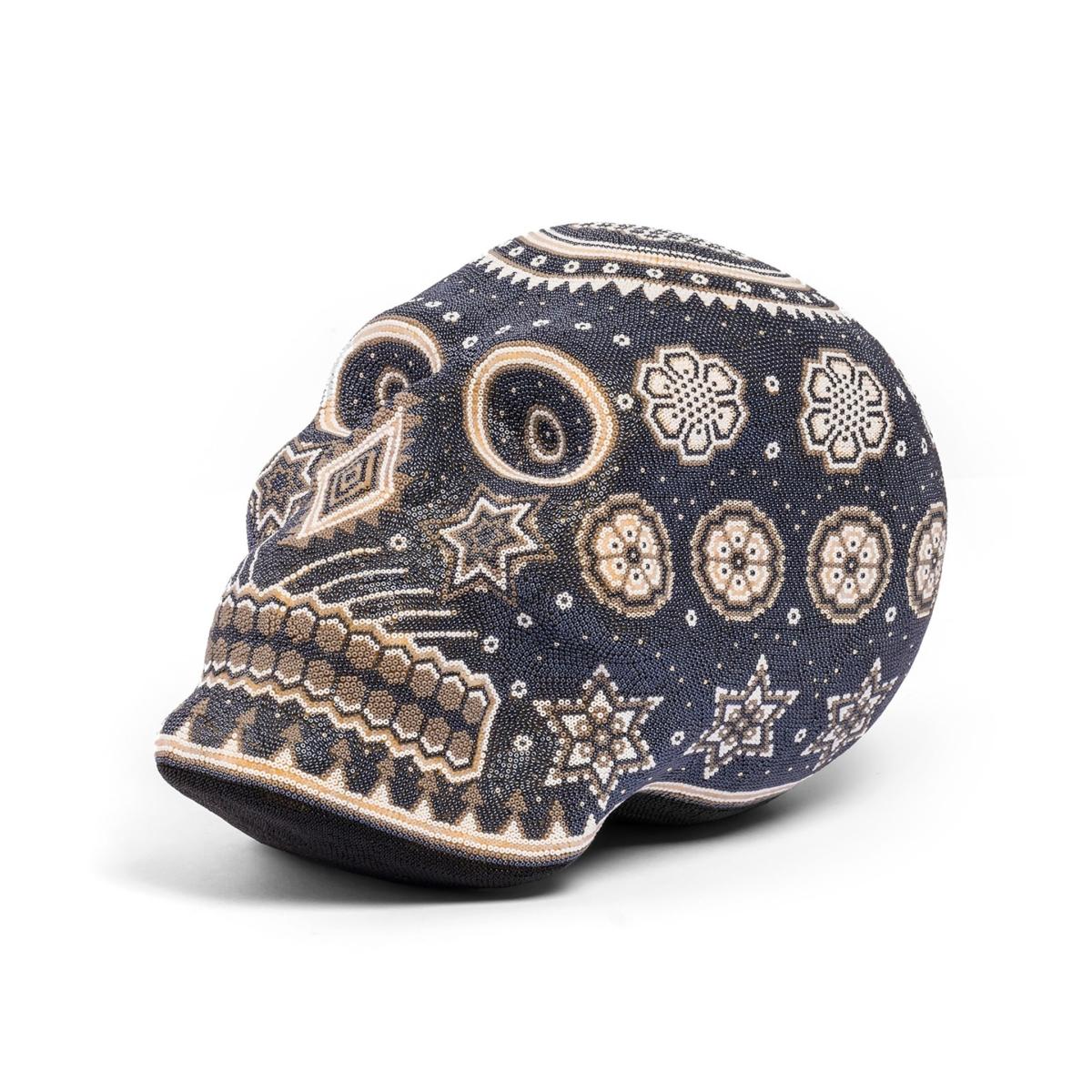 Skull Statue Decor - Metallic Gray/Opaque Gray/Pearl White/Plaitnum One Size Kuu – image 2