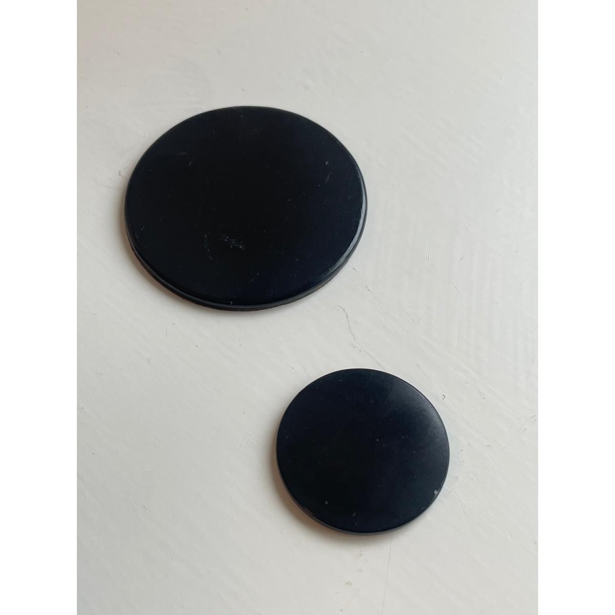 Black Shungite Stickers 5Cm | One Size | Lemuria Store – image 6