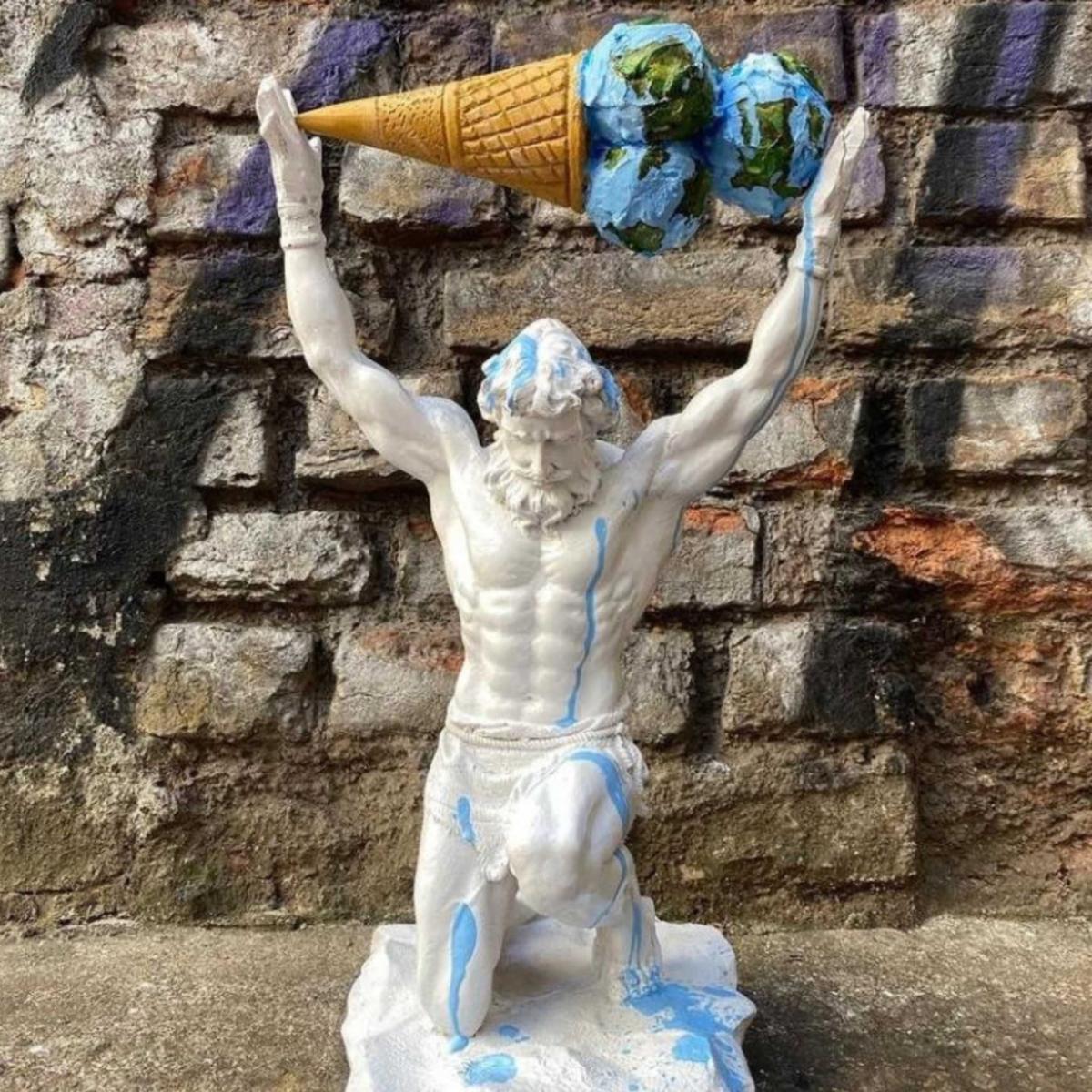 White Atlas & Ice Cream | Artchi – image 2